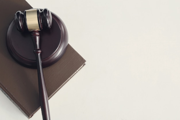 妖精的尾巴露西被扎修控制是哪一集